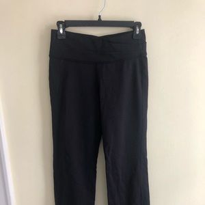 Lululemon yoga pants size 6